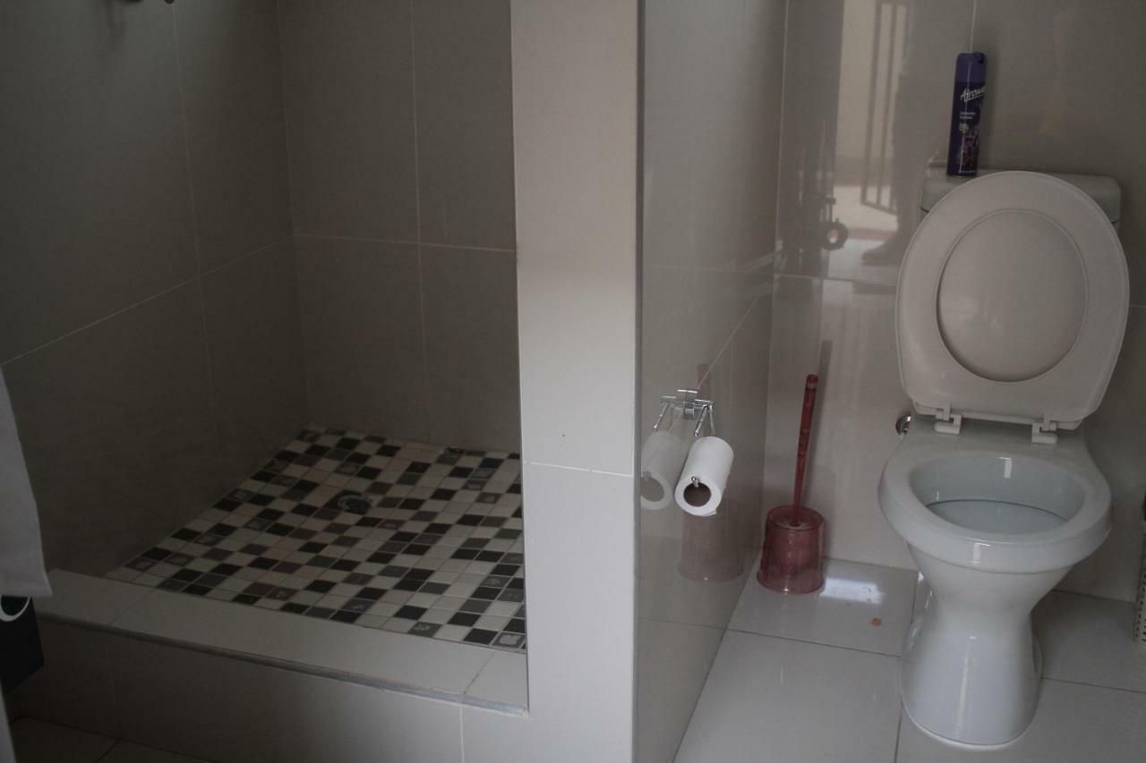 Triple Palms Bed And Breakfast Gaborone Dış mekan fotoğraf